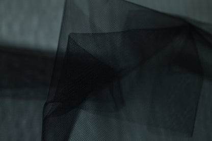 Tüll in Schwarz – ideal für Dekorationen, Röcke und Schleier