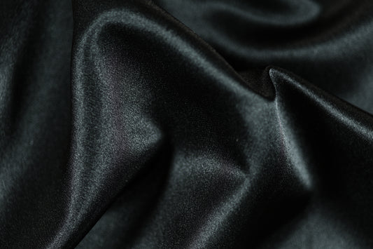 Klassischer Satin Stoff schwarz glänzend 140cm