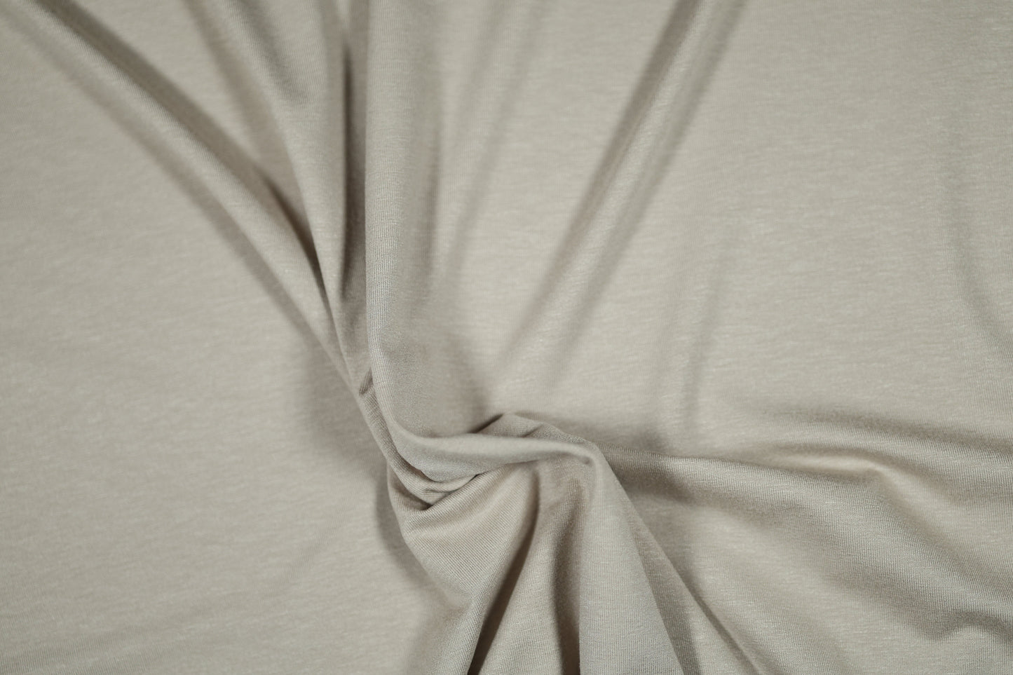 Viskosejersey in Hellbeige – weich, elastisch und hautsympathisch