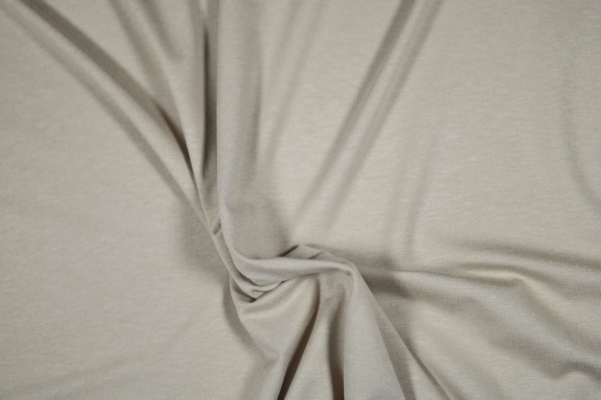 Viskosejersey in Hellbeige – weich, elastisch und hautsympathisch