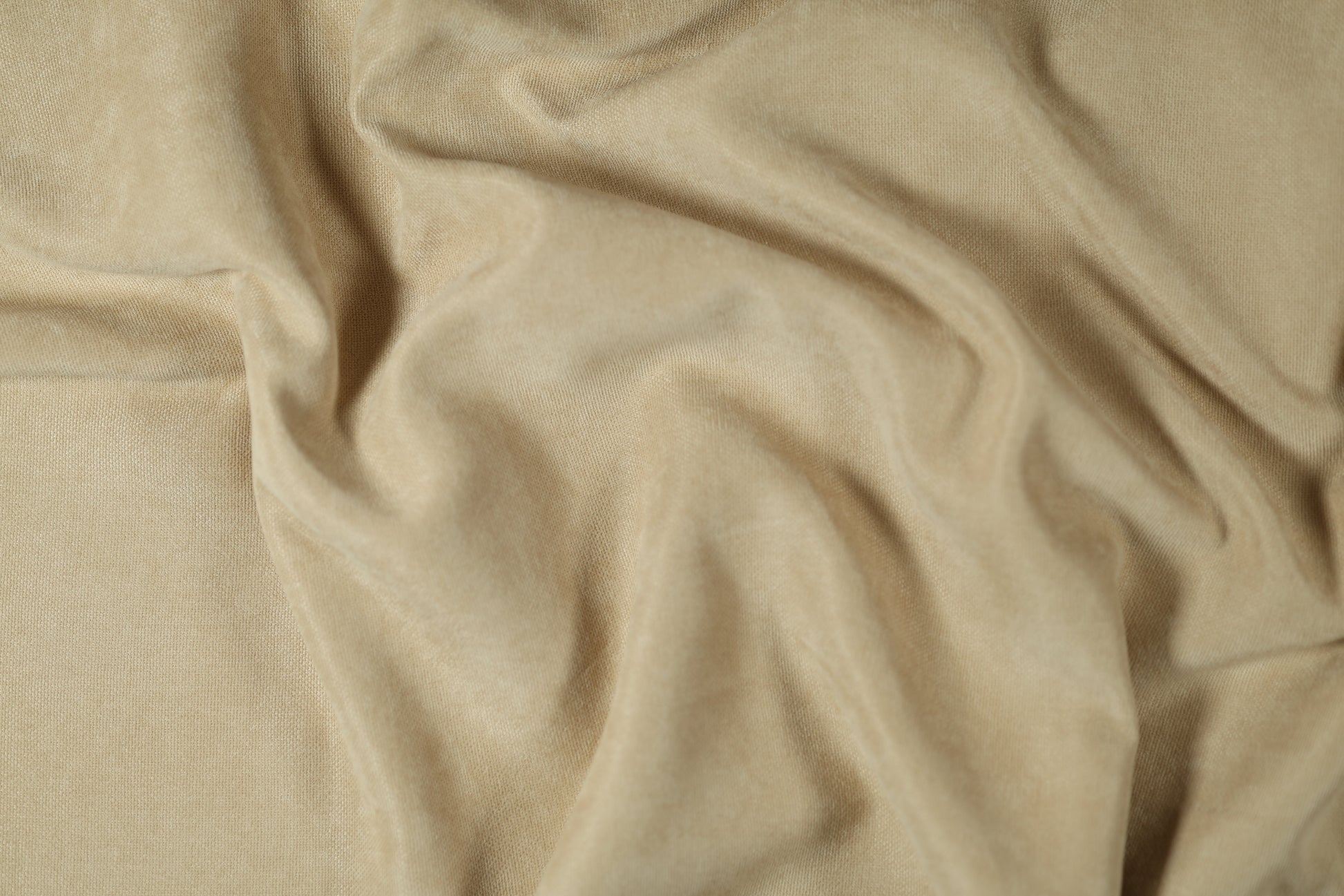 Möbelstoff in Sand – zeitlos elegant und robust