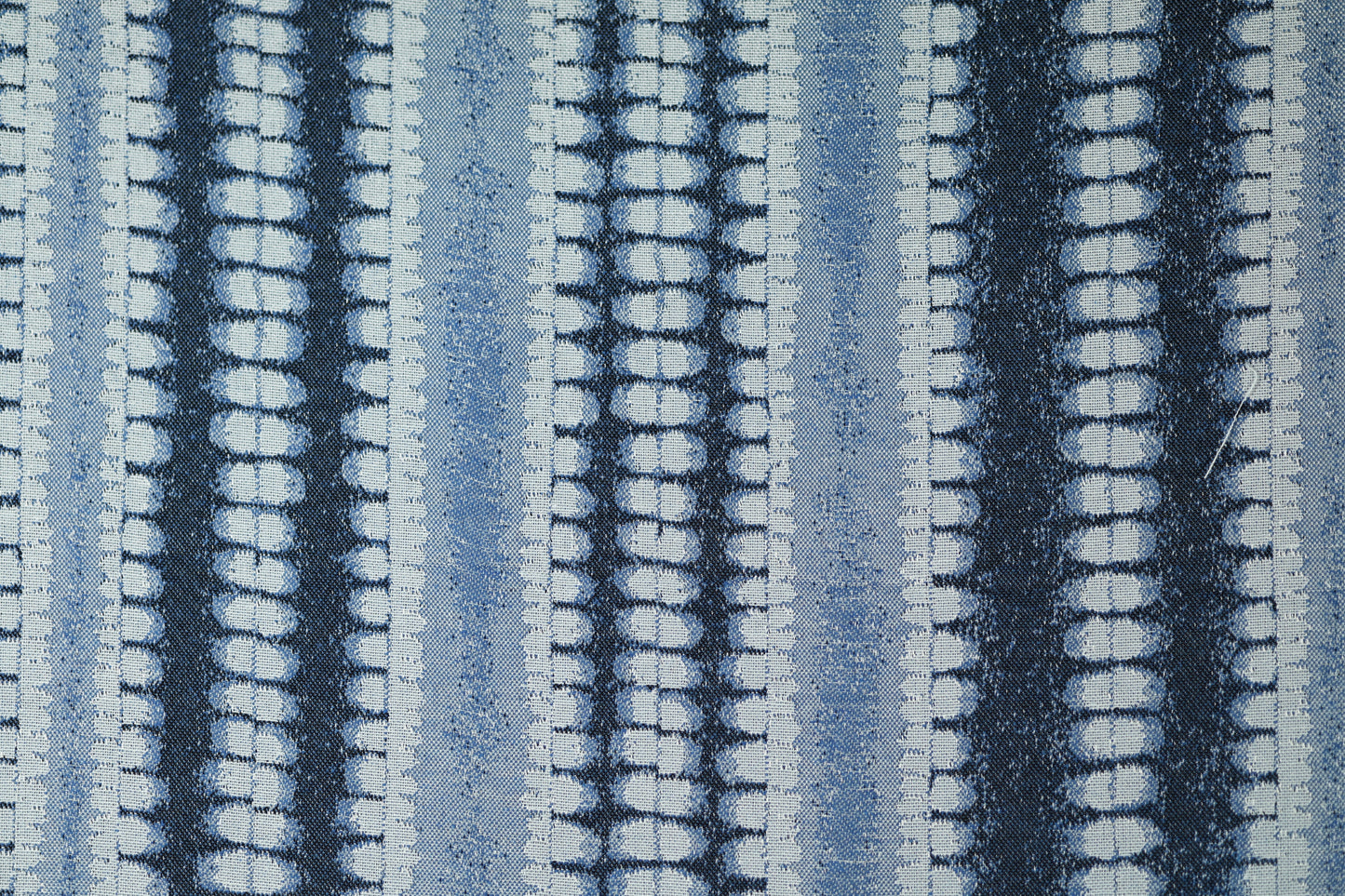 Vorhangstoff – Streifenoptik Blau – hochwertiger Baumwollstoff mit stilvollem Muster