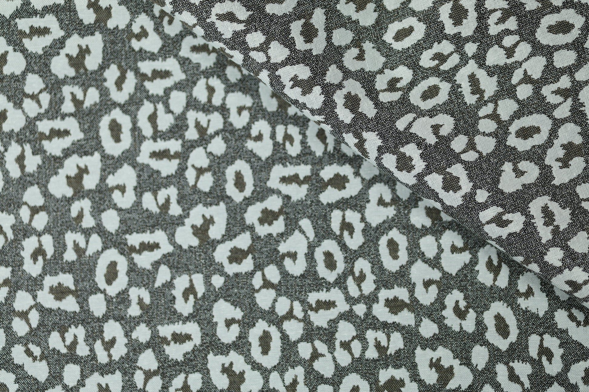 Vorhangstoff – Leo Grau-Beige – weicher Stoff mit ansprechendem Design in Beige