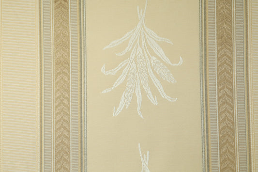 Hochwertiger Vorhangstoff in Hellorange – ideal für elegante Fensterdekorationen
