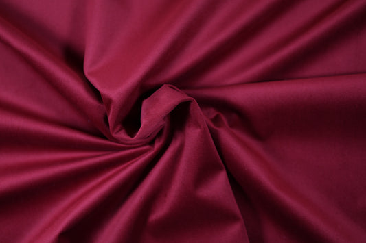 Verdunklungsstoff – Bordeaux – lichtundurchlässiger Verdunklungsstoff aus Polyester. Blackout Stoff