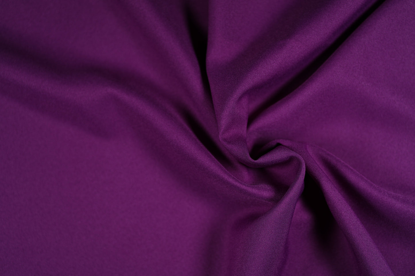 Polyester Panama Stoff in Violett – kräftiger Ton mit edlem Glanz