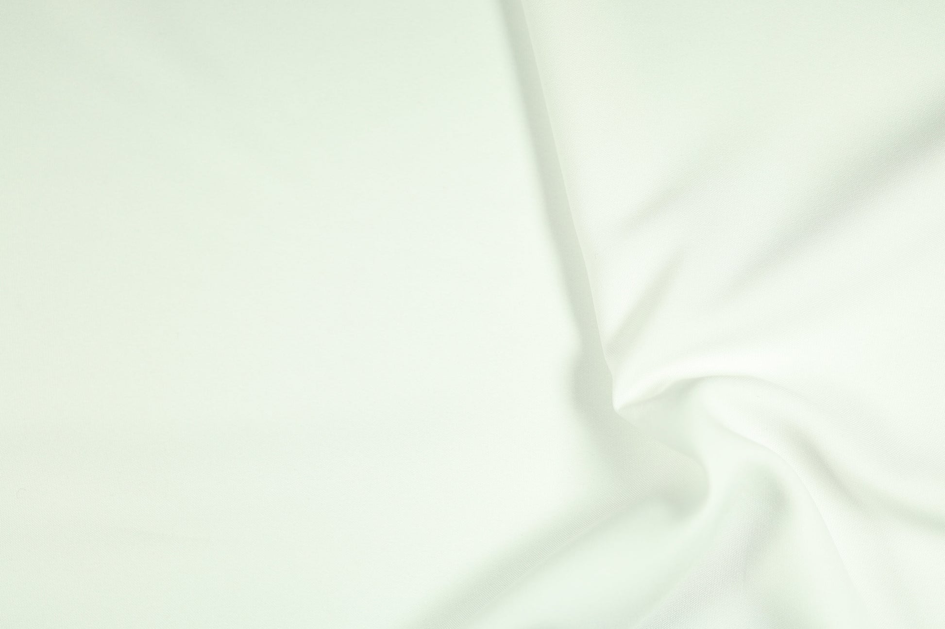 Strahlend weißer Polyester Panama Stoff – ideal für festliche Dekorationen