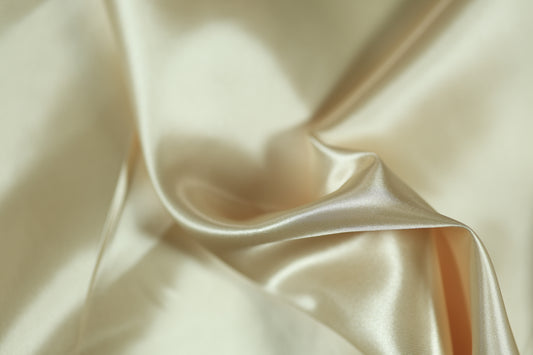 Satin champagner glänzend Stoff
