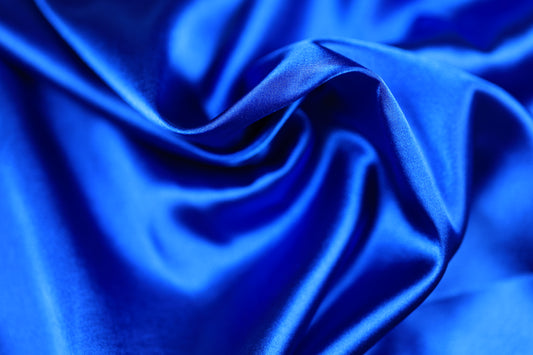Satin Stoff in Königsblau glänzend – weicher Stoff ideal für auffällige Kleider, Dekoration oder DIY-Nähprojekte